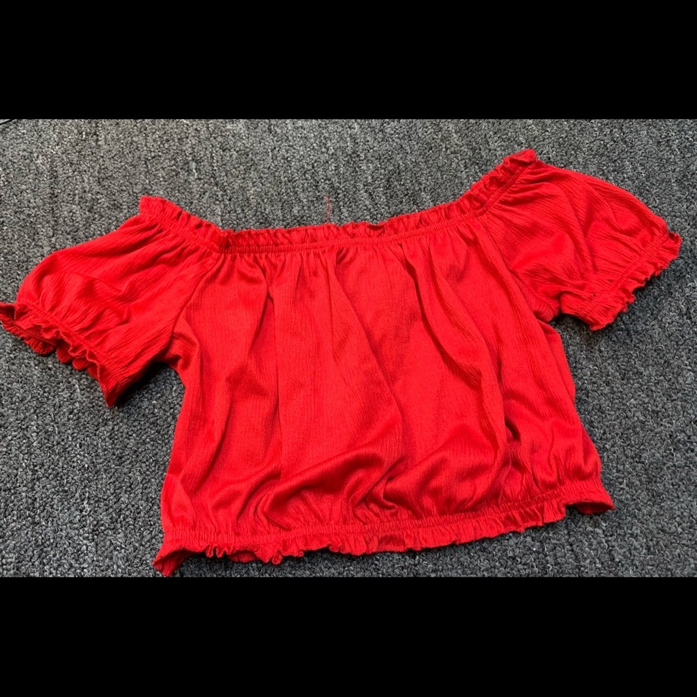 Ruffle crop top